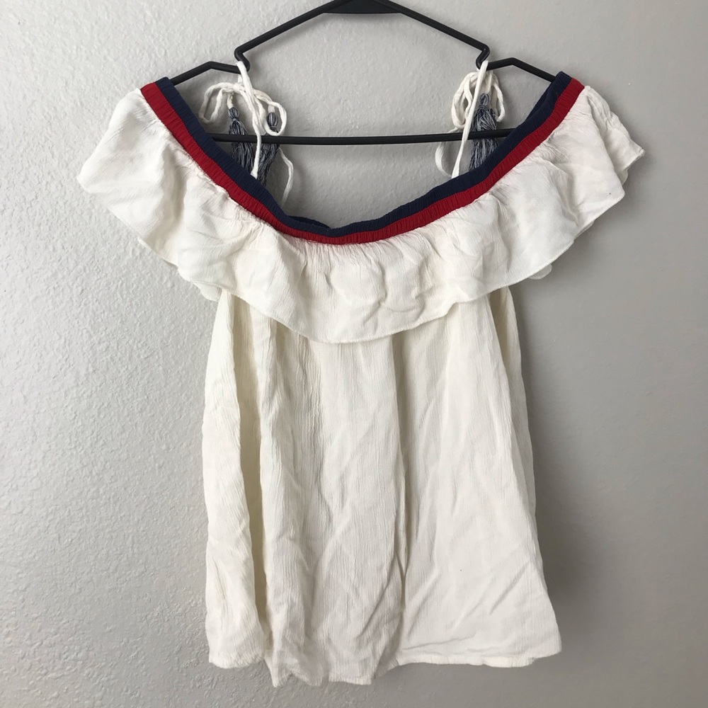 American Eagle Off-the-Shoulder Tank